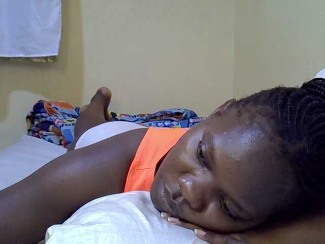 Sweet-Tiffany's BongaCams show and profile