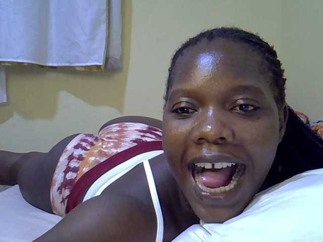 Sweet-Tiffany's BongaCams show and profile