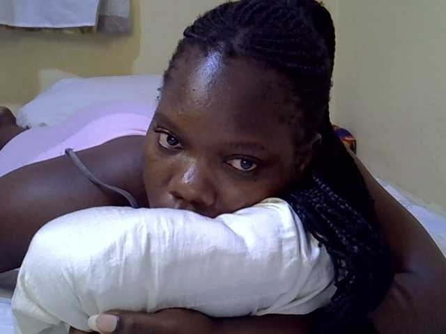 Sweet-Tiffany's BongaCams show and profile