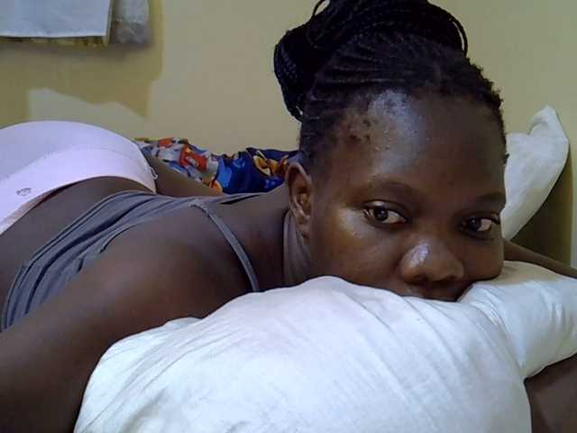 Sweet-Tiffany's BongaCams show and profile