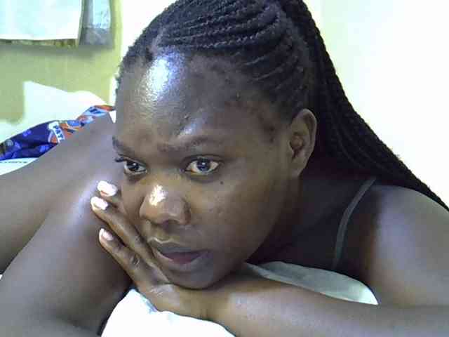 Sweet-Tiffany webcam