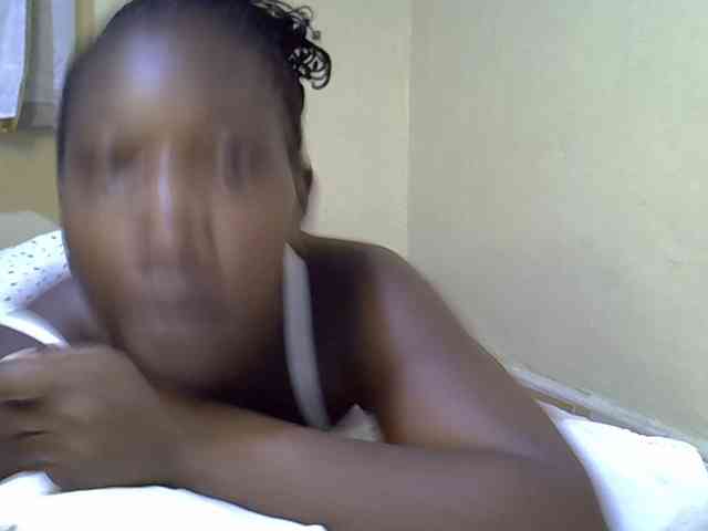 Sweet-Tiffany webcam