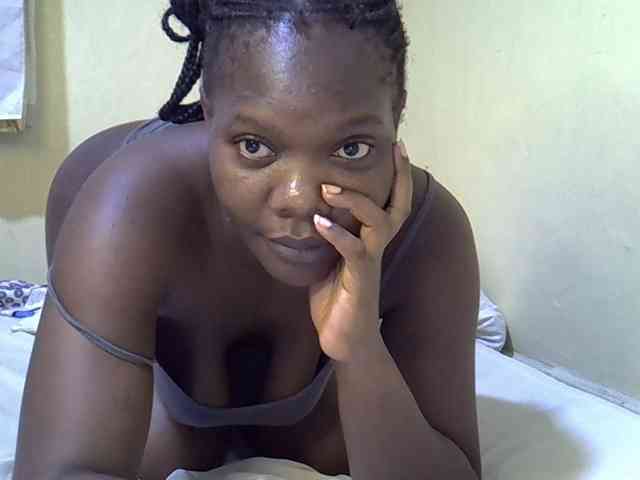 Sweet-Tiffany webcam