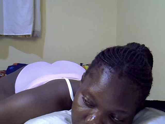 Sweet-Tiffany webcam