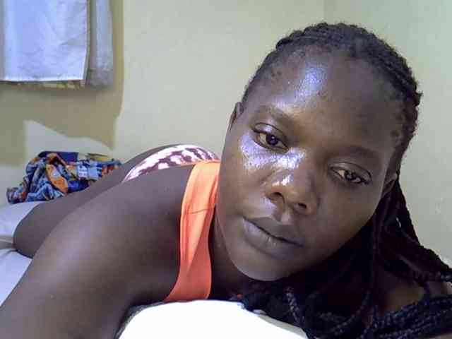 Sweet-Tiffany webcam