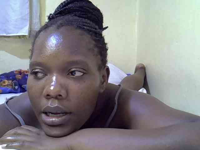 Sweet-Tiffany webcam