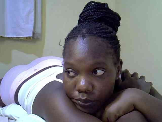 Sweet-Tiffany webcam