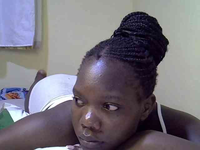 Sweet-Tiffany webcam