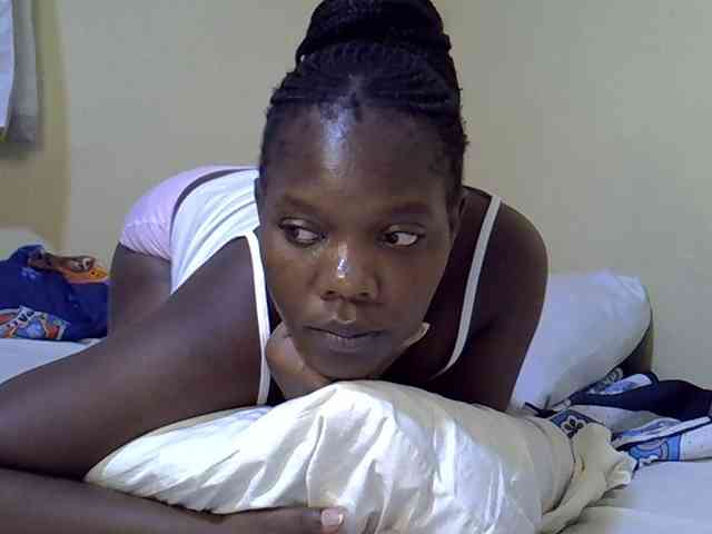 Sweet-Tiffany webcam