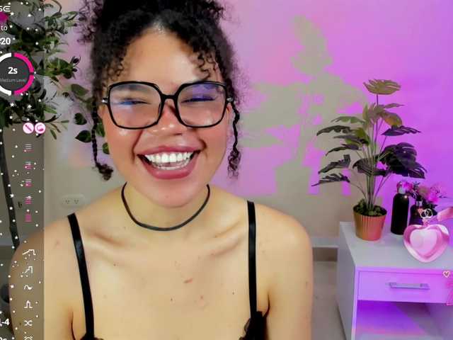 Jennifer-Connelly's BongaCams show and profile