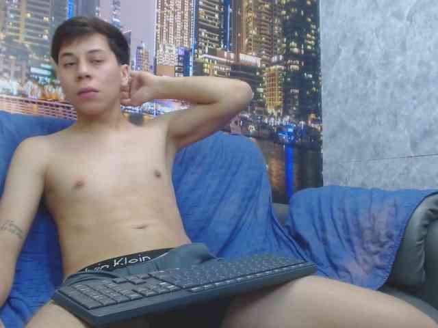 santiagoxxxcol santiagoxxxcol