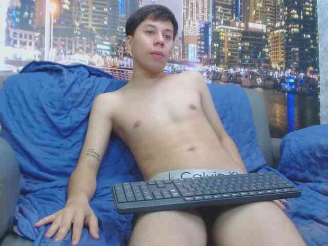 santiagoxxxcol santiagoxxxcol