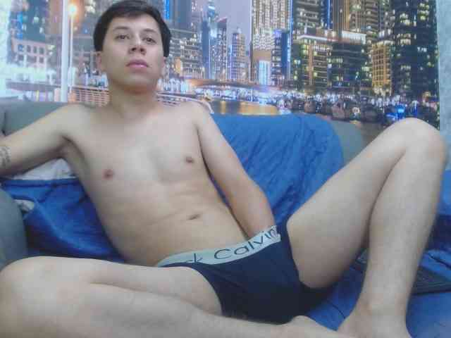 santiagoxxxcol santiagoxxxcol