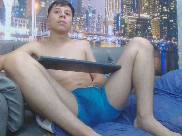 santiagoxxxcol santiagoxxxcol