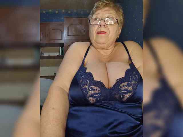 LettieXMagdalen webcam