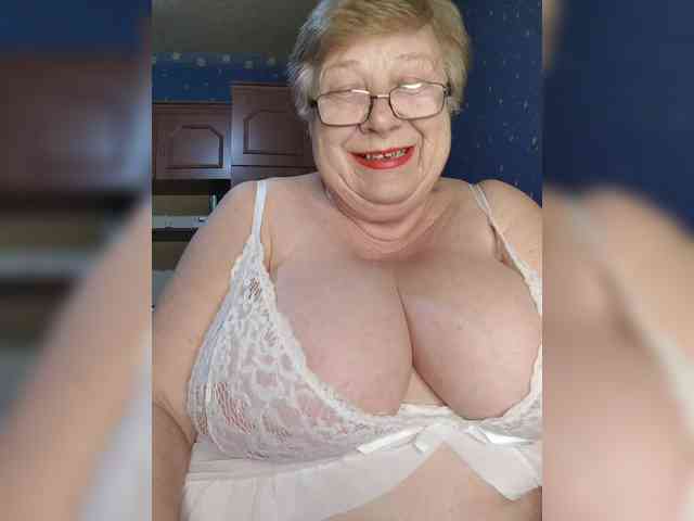 LettieXMagdalen webcam