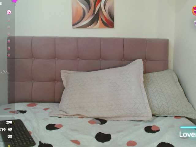 Evangeline-wish's BongaCams show and profile