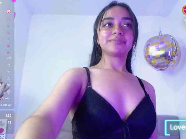 Evangeline-wish Live Webcam on BongaCams