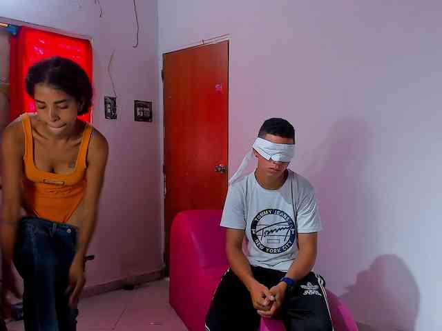 Amizing-couple webcam