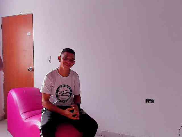 Amizing-couple webcam