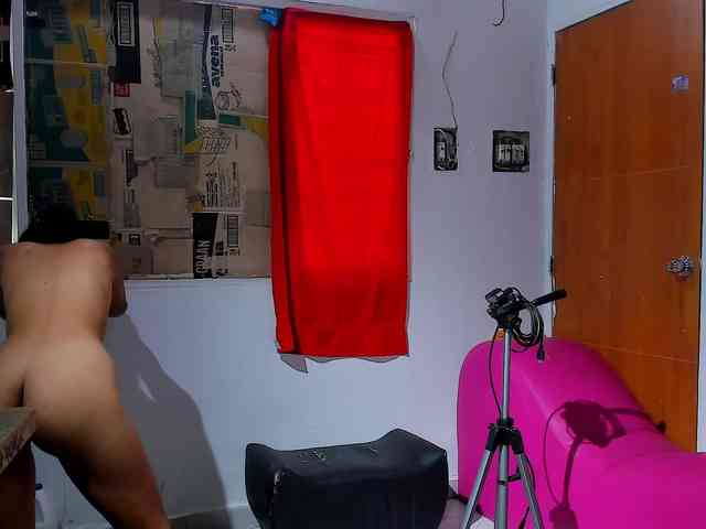 Amizing-couple webcam