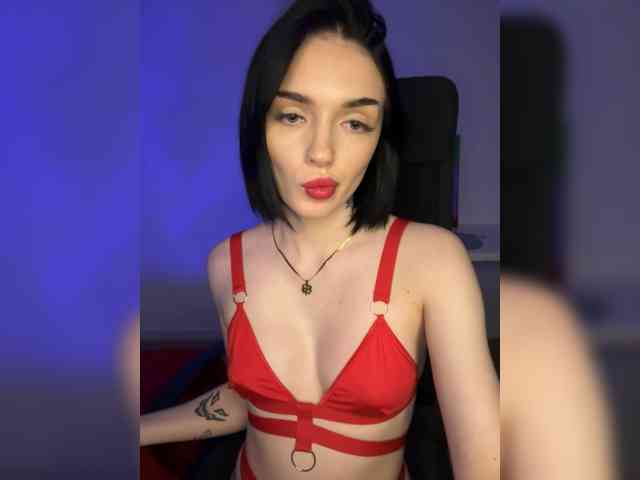 Mariia022 webcam