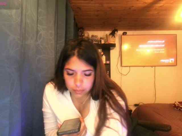 Karlathompson webcam