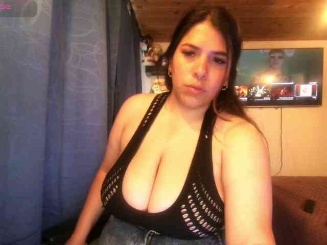 Karlathompson webcam