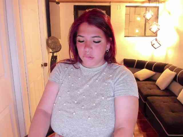 Karlathompson webcam