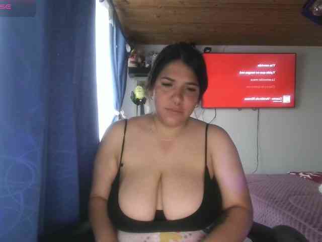 Karlathompson webcam