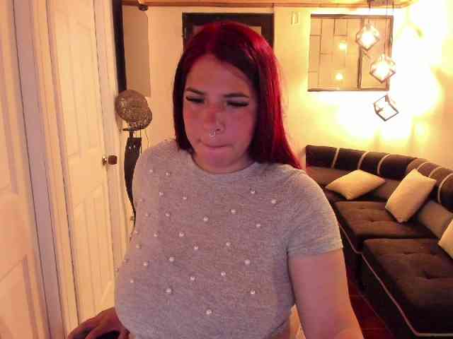 Karlathompson webcam