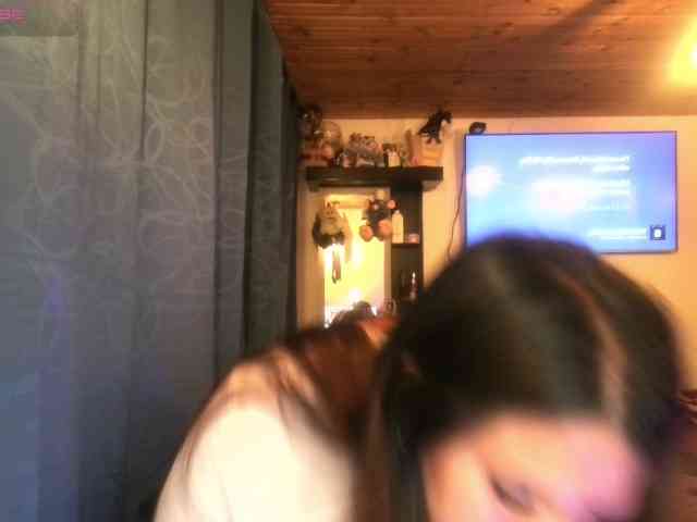 Karlathompson webcam