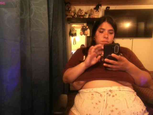 Karlathompson webcam