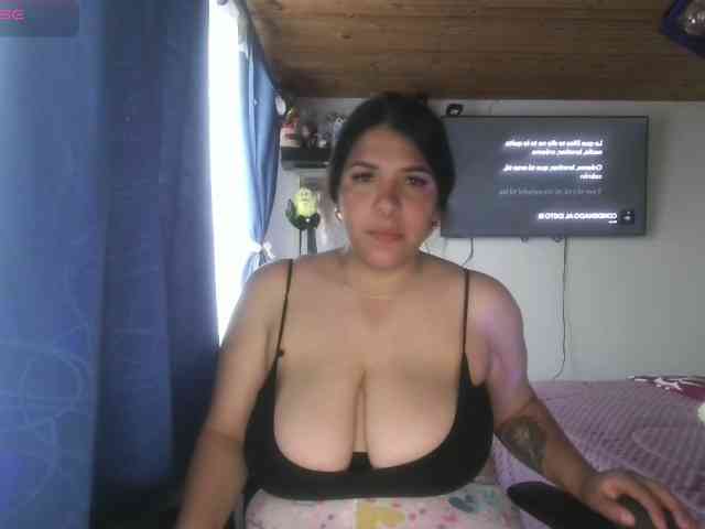 Karlathompson webcam