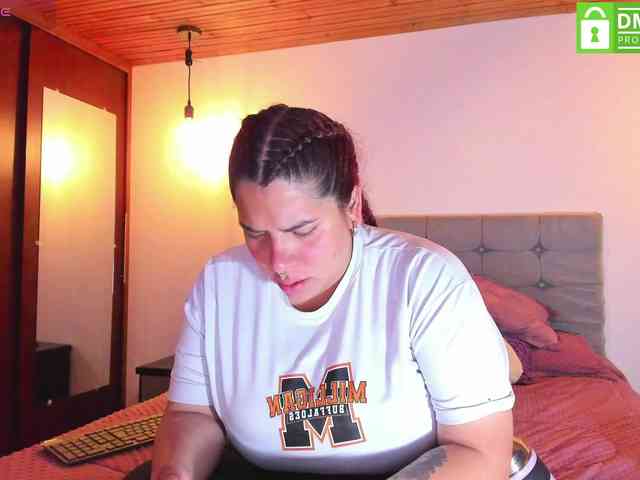 Karlathompson Karlathompson