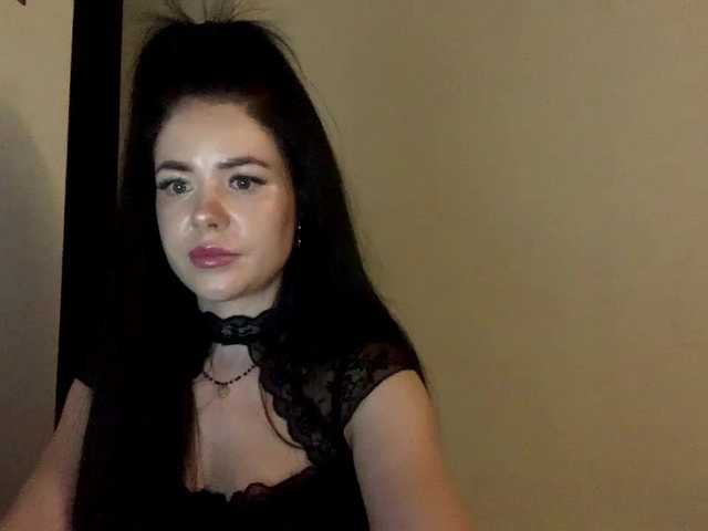 NicoleHotBody's BongaCams show and profile