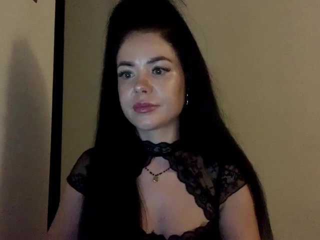 NicoleHotBody's BongaCams show and profile