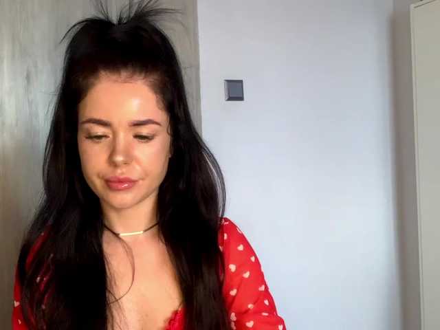 NicoleHotBody's BongaCams show and profile