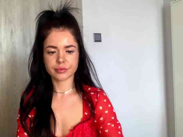 NicoleHotBody webcam