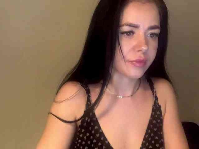 NicoleHotBody webcam