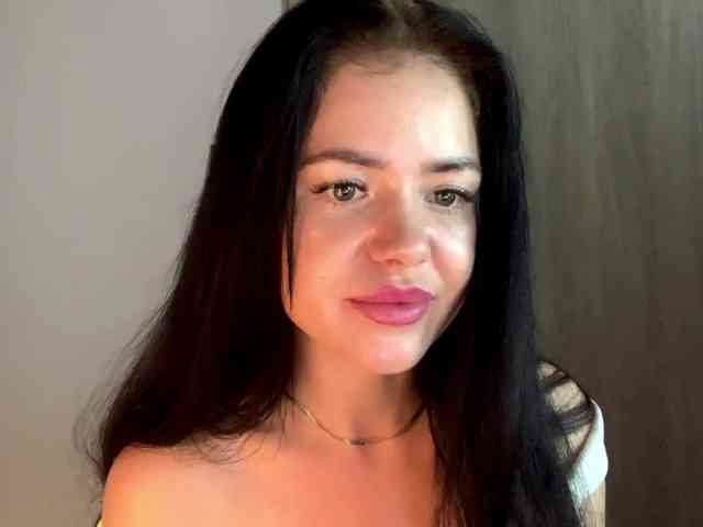 NicoleHotBody Live Webcam on BongaCams