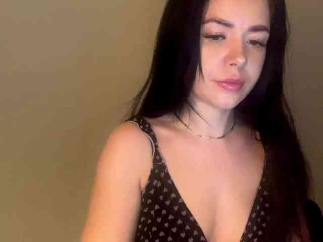 NicoleHotBody webcam