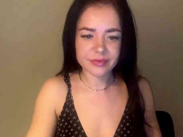 NicoleHotBody webcam