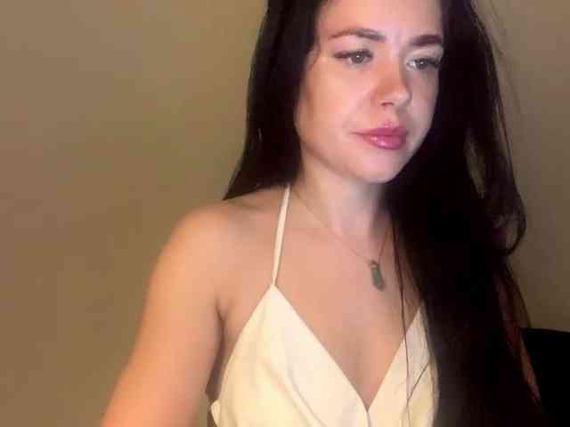 NicoleHotBody webcam