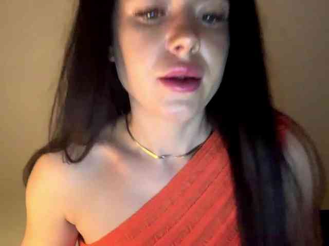 NicoleHotBody webcam