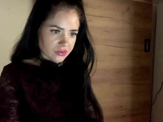 NicoleHotBody webcam