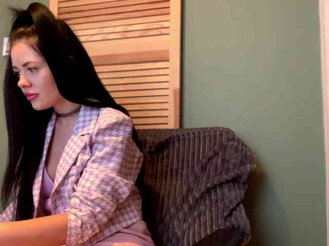 NicoleHotBody webcam