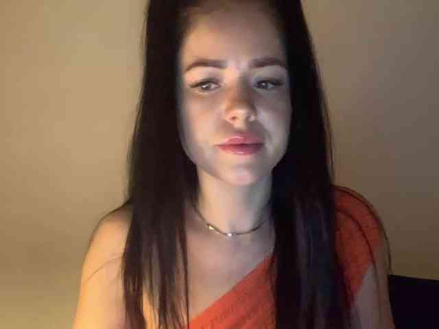 NicoleHotBody webcam