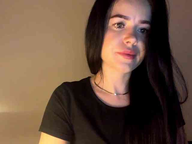 NicoleHotBody webcam