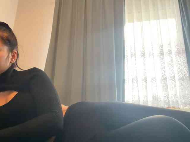 NicoleHotBody webcam